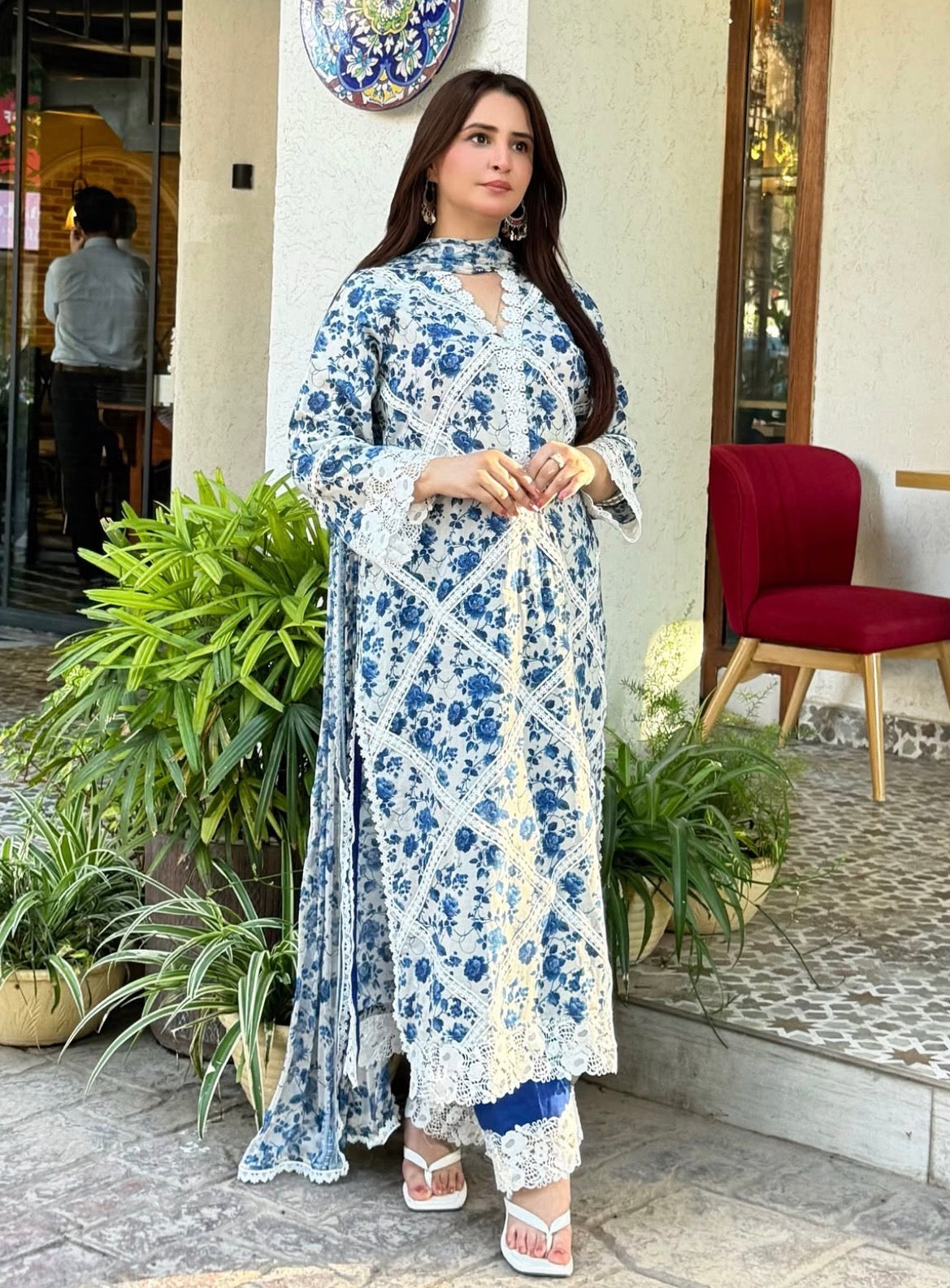 Blue Lawn 3 PCs Suit