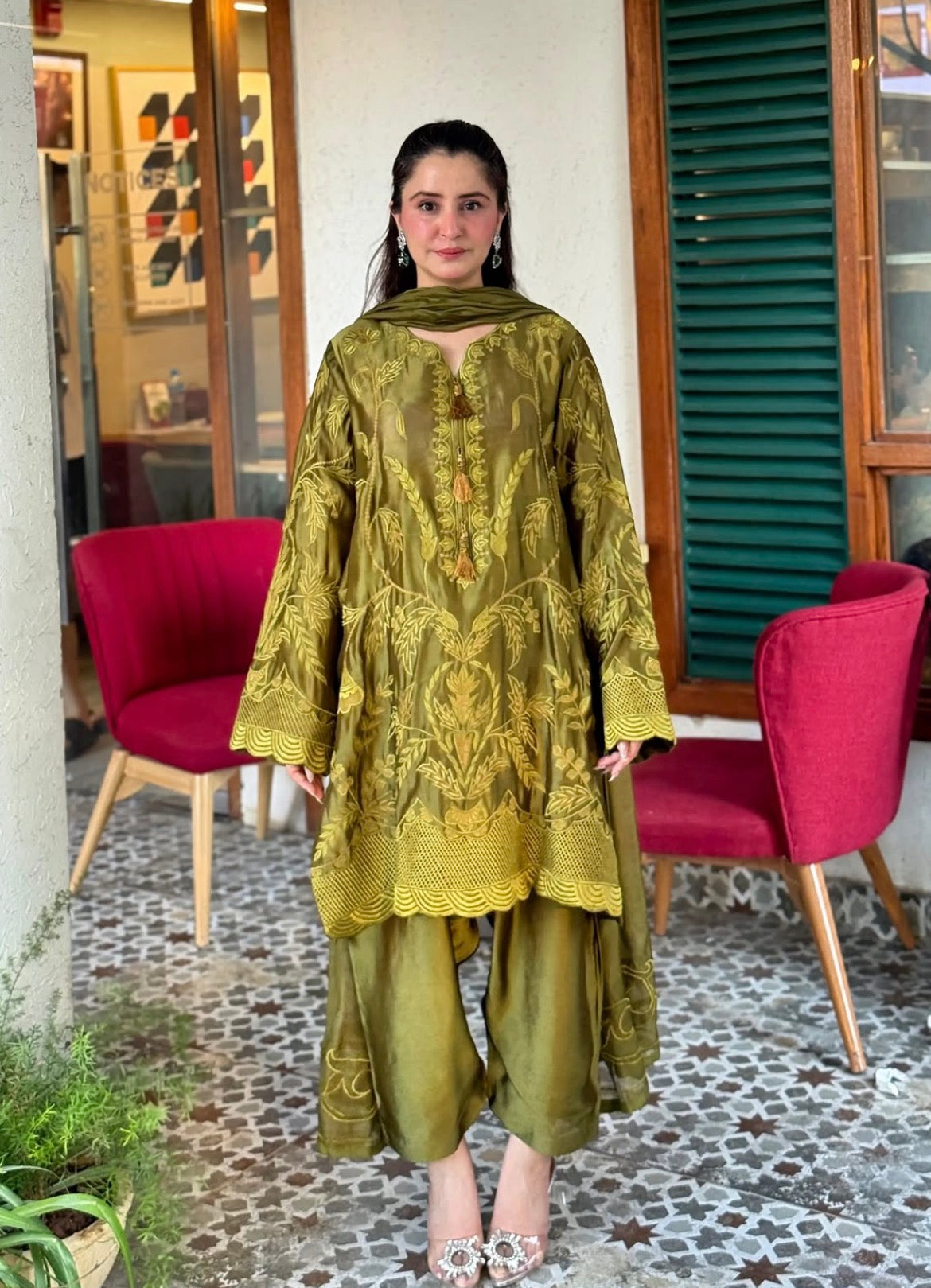 Olive Elegance
