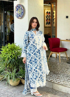 Blue Lawn 3 PCs Suit