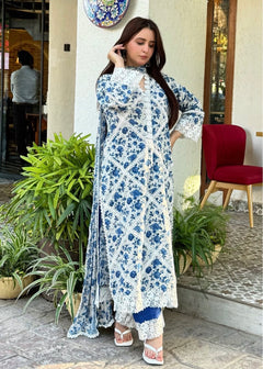 Blue Lawn 3 PCs Suit