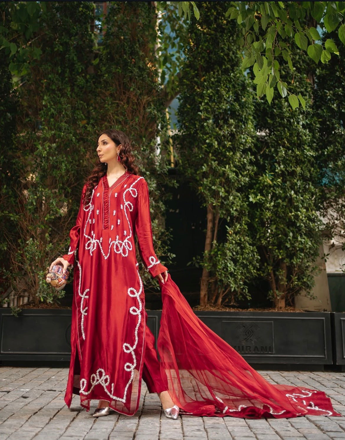 Surkh Bahar 3 Piece Sisha Silk Stitched