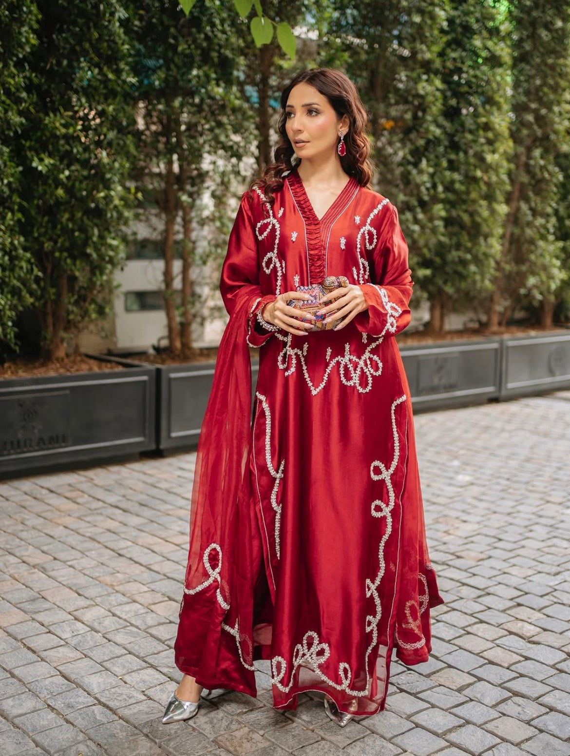 Surkh Bahar 3 Piece Sisha Silk Stitched