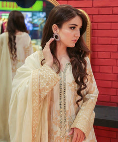 Noor Elegance