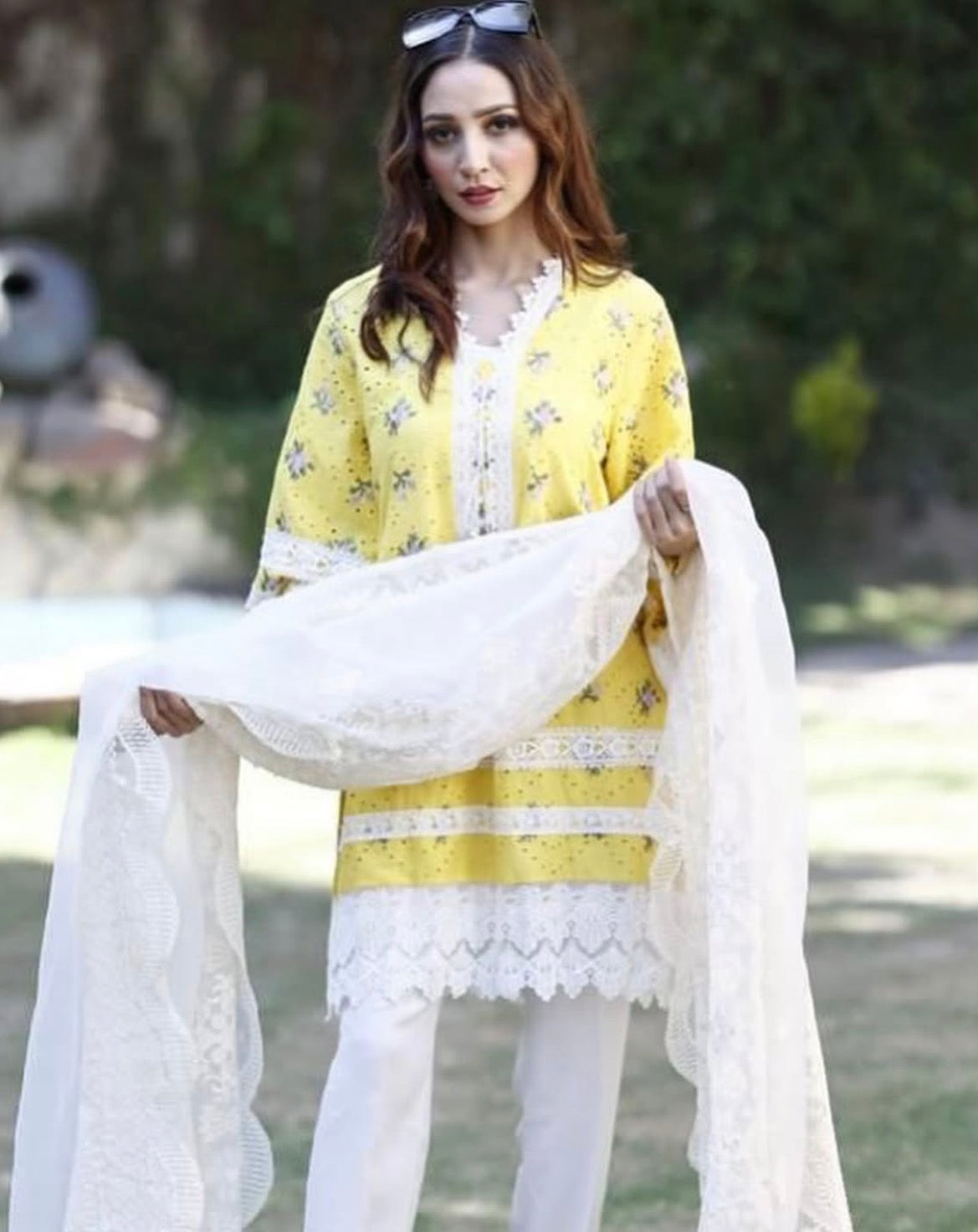 3 pcs Short Yellow and White