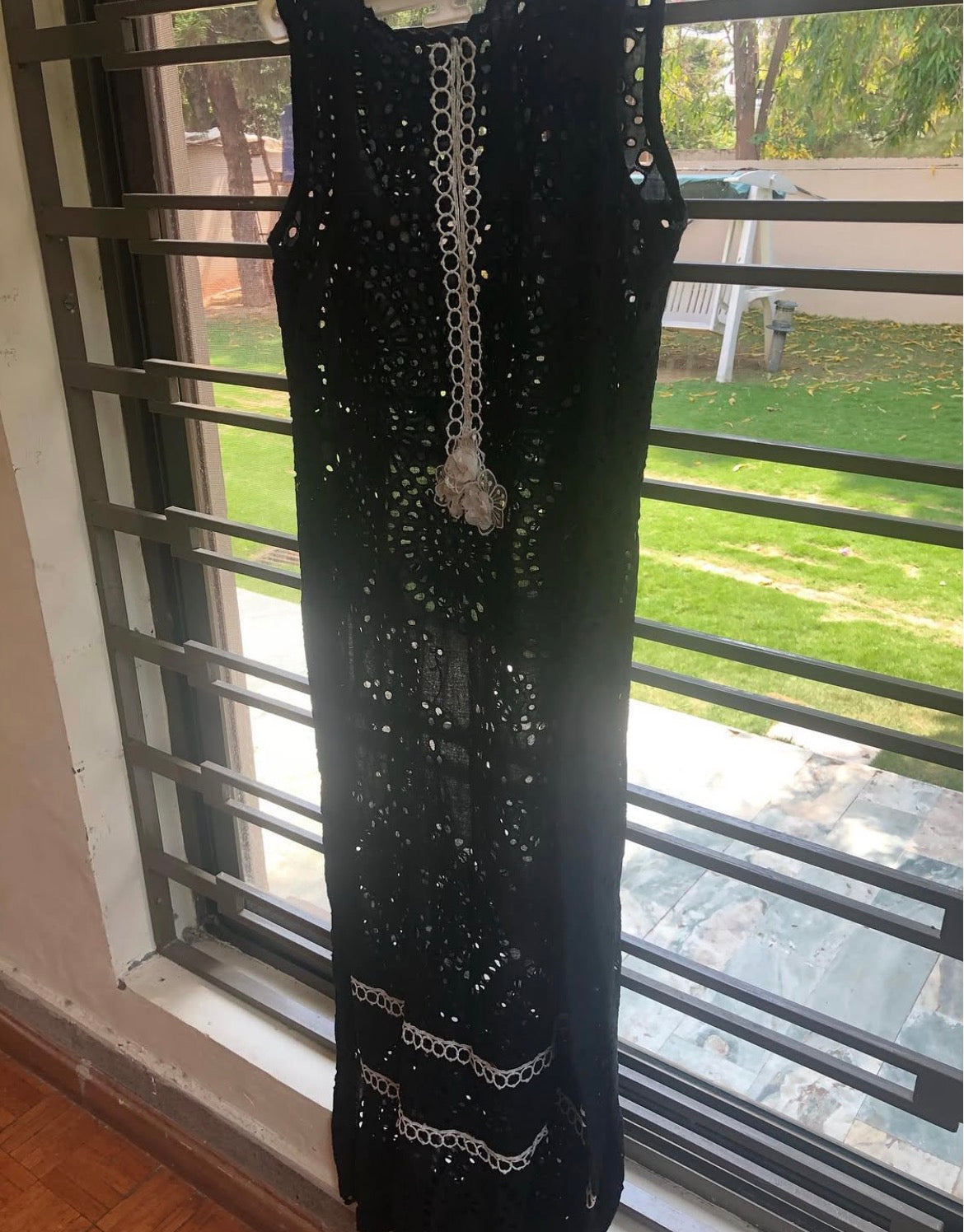 Black Sleeveless Shirt