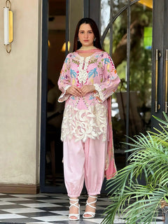 Melon by Anam – Soft Pink Luxury Lawn 3PC Suit