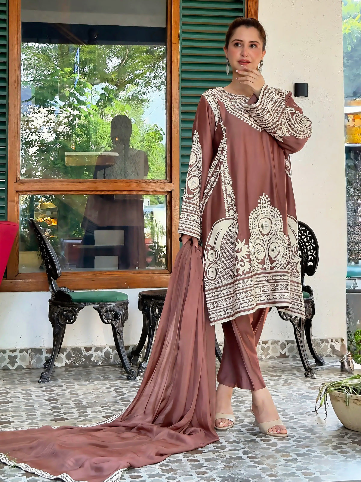 Melon by Anam – Melon Pink Embroidered 3PC Suit